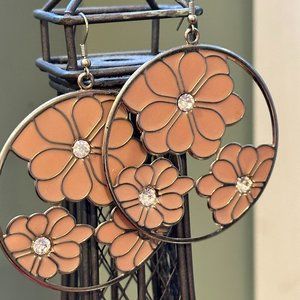 Round Peach Pink Dangle Earings